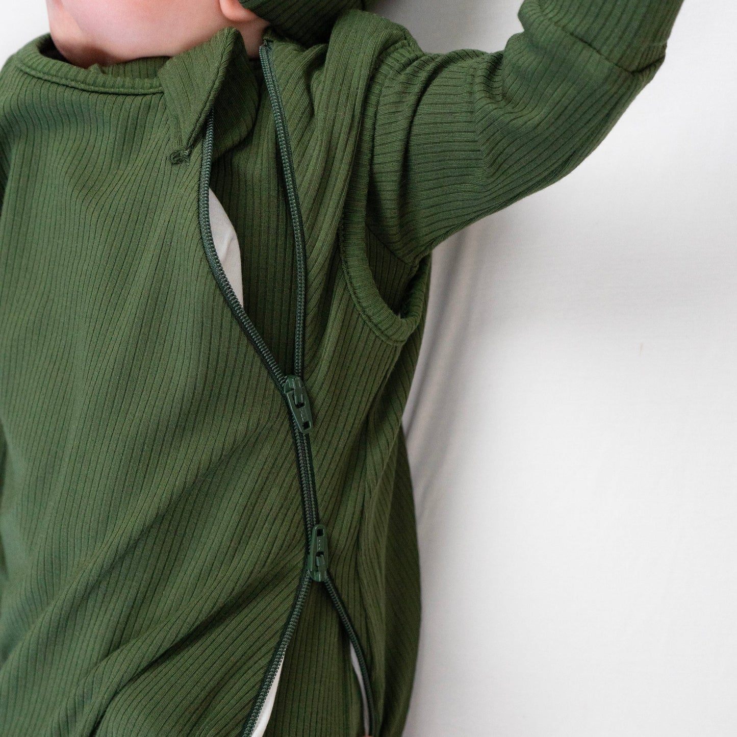 1.0 TOG Ribbed Bamboo Sleep Bag- Forest Green