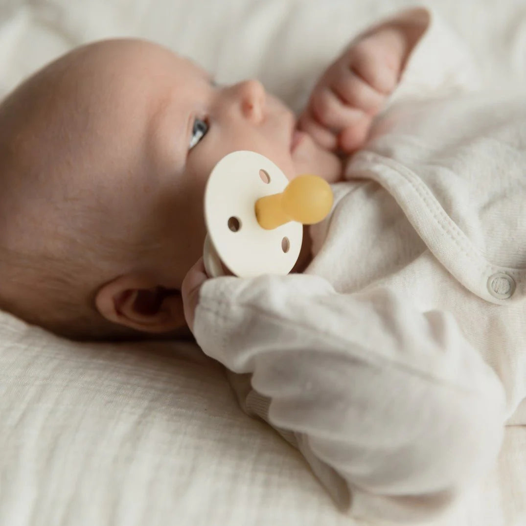 Colour Round Pacifier 4pk.- Ivory/Sand/Vanilla/Dark Oak