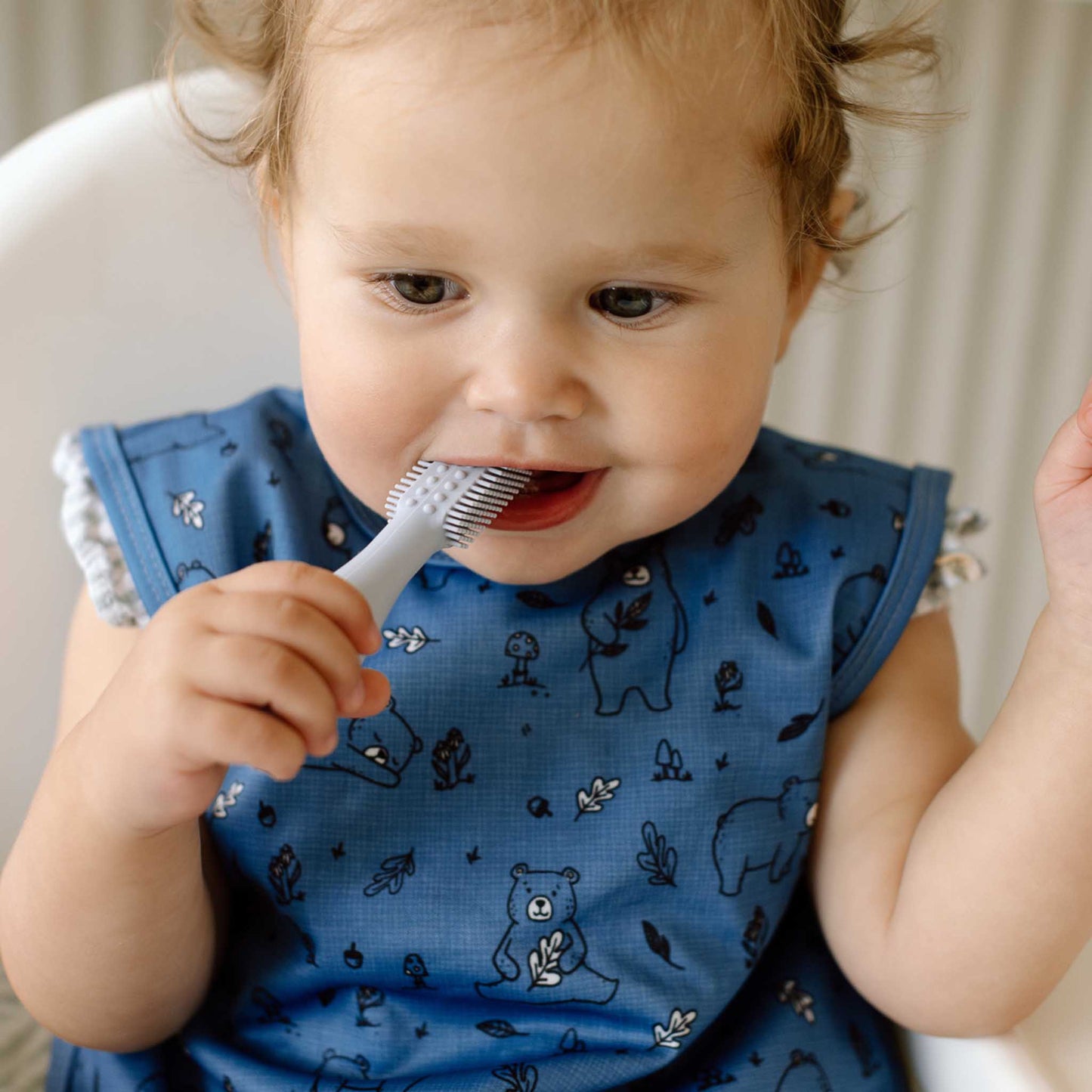 Baby-Led™ Silicone Toothbrush- Pewter