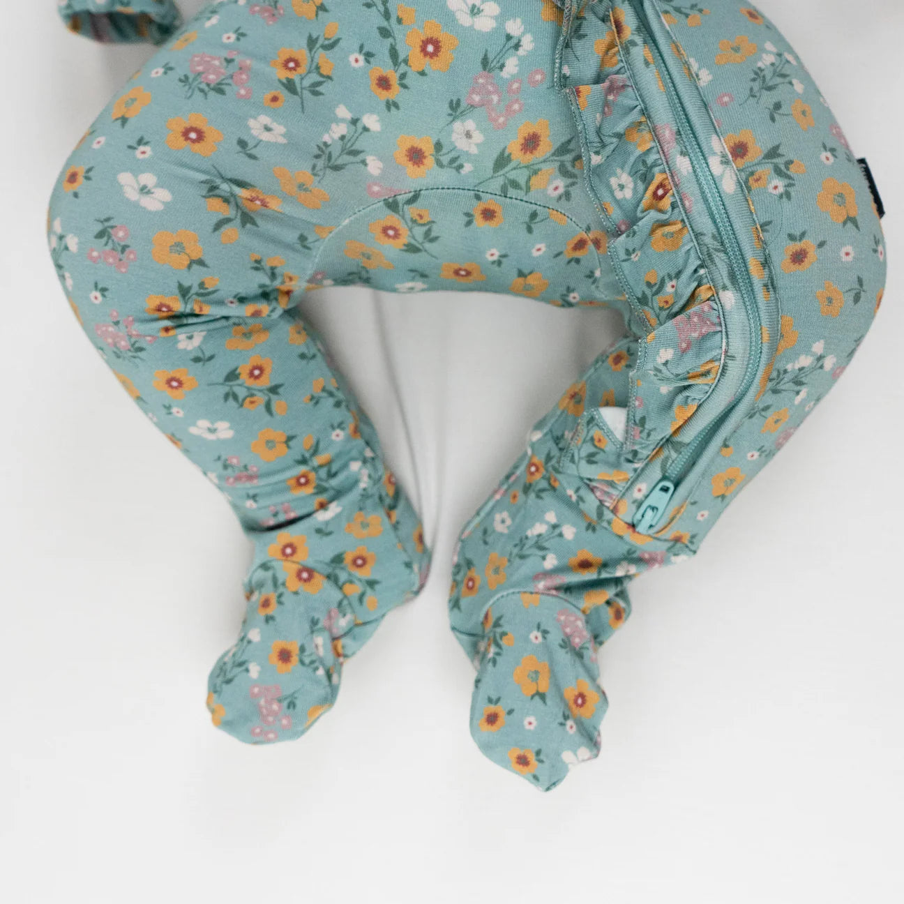 Bamboo Footed Ruffle Zipper Sleeper- Vintage Garden