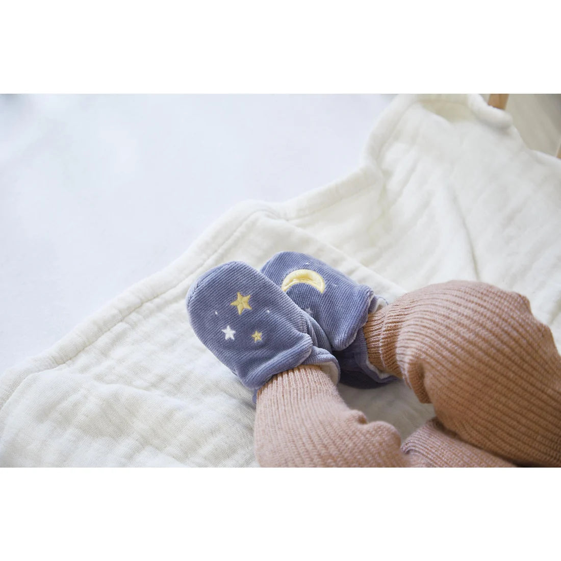 Elephant Bell Bracelet & Slipper Gift Set