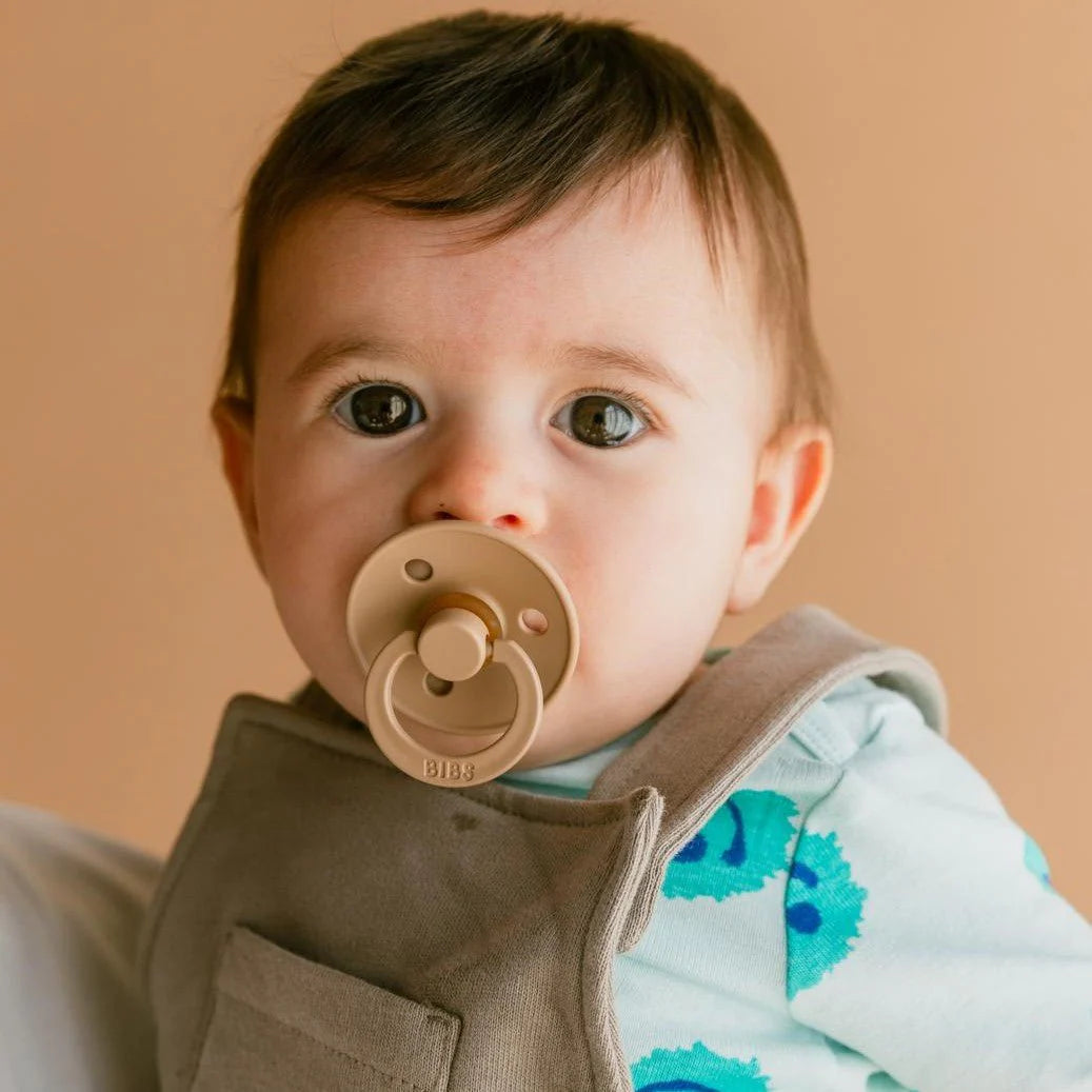 Colour Round Pacifier 4pk.- Ivory/Sand/Vanilla/Dark Oak