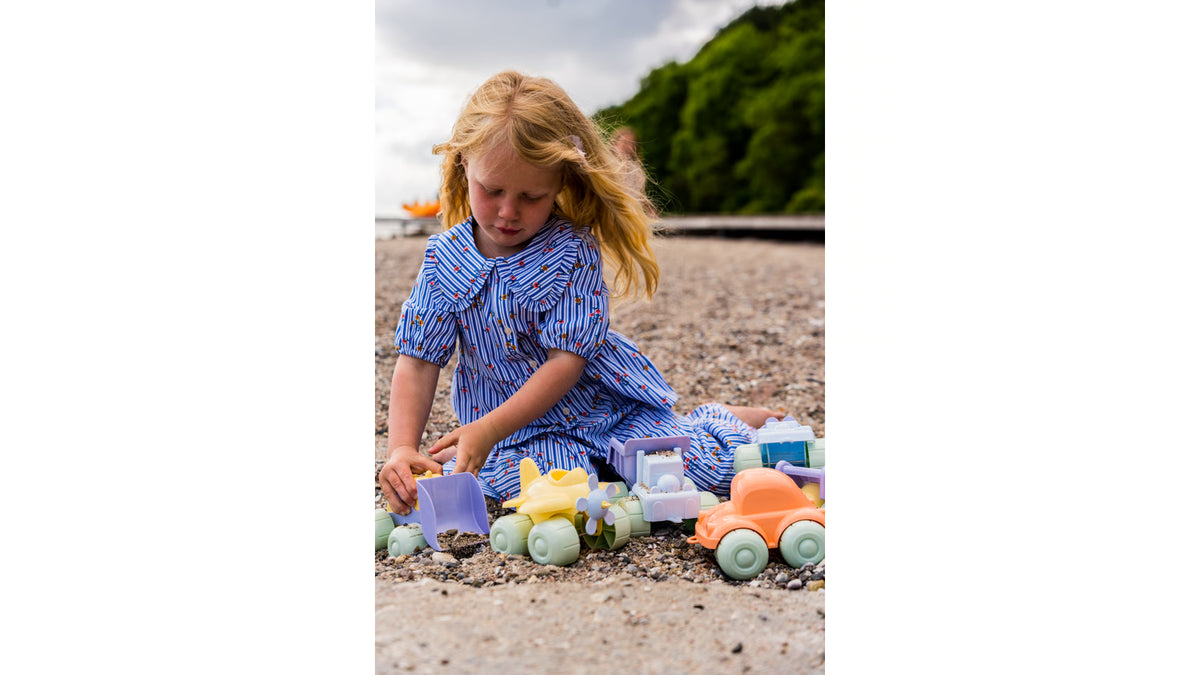 Pastels Recycled Vehicles
