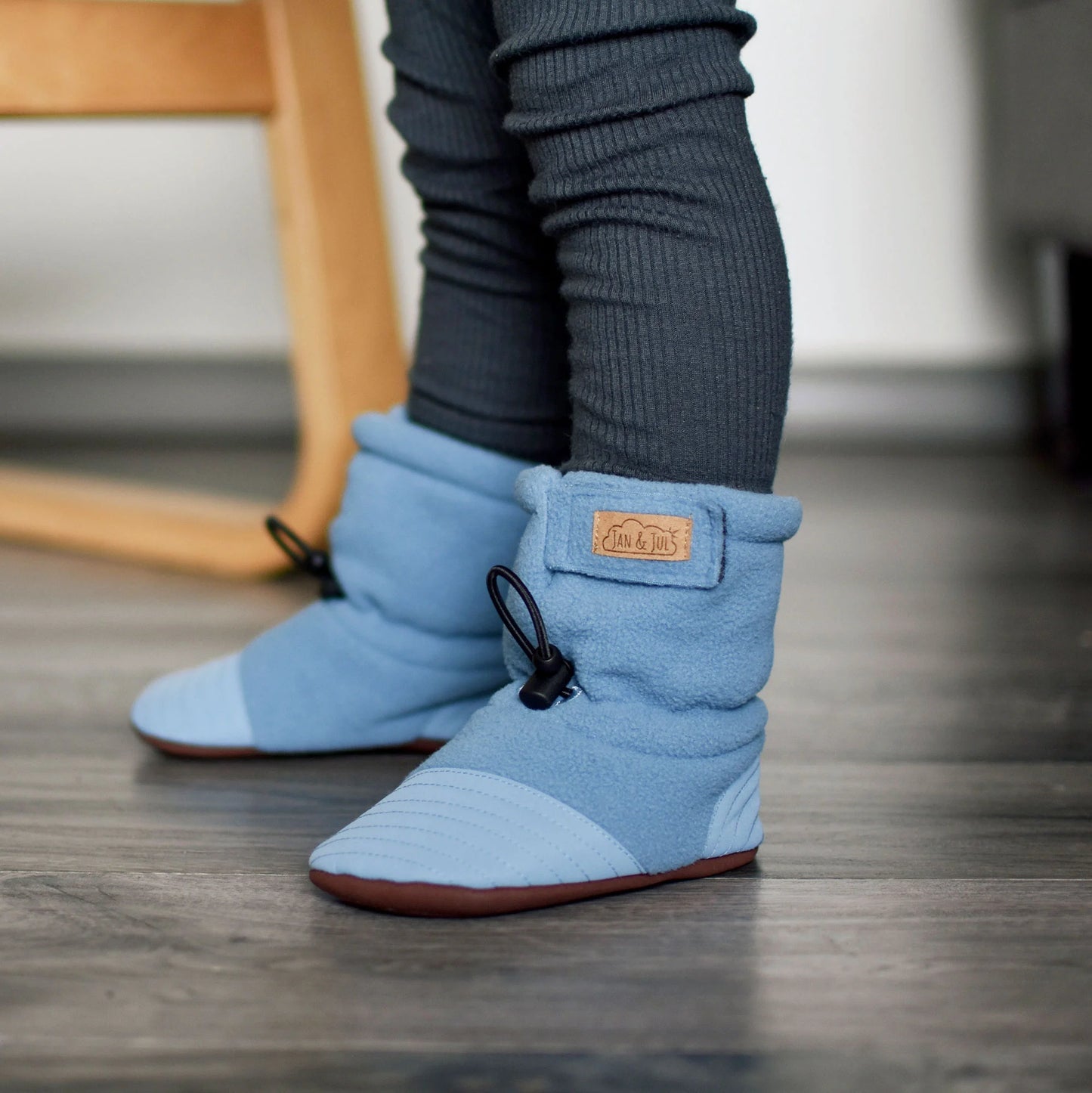 Stay-Put Cozy Baby Booties- Stormy Blue